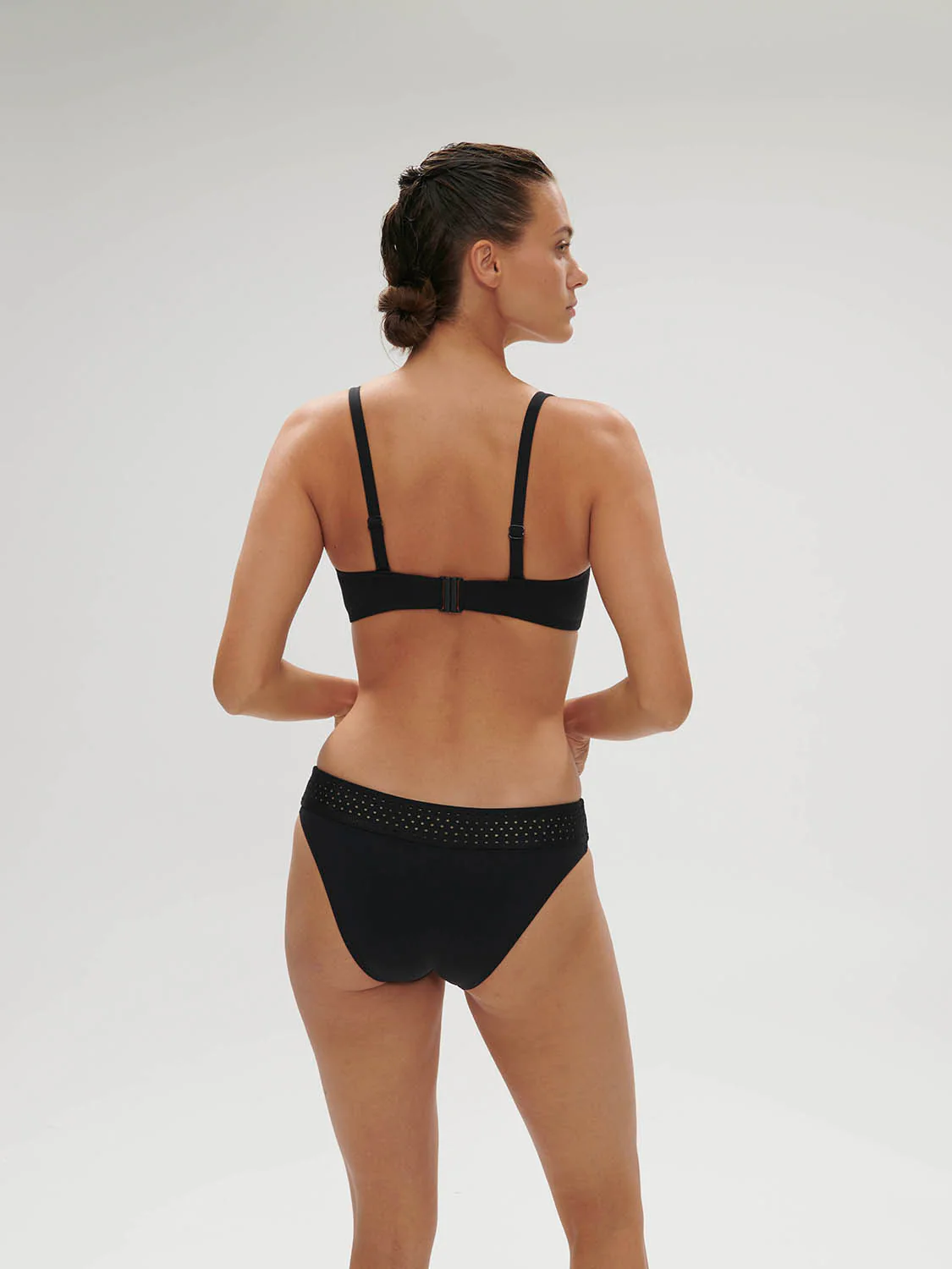Hoya Bikini - Black - Image 4