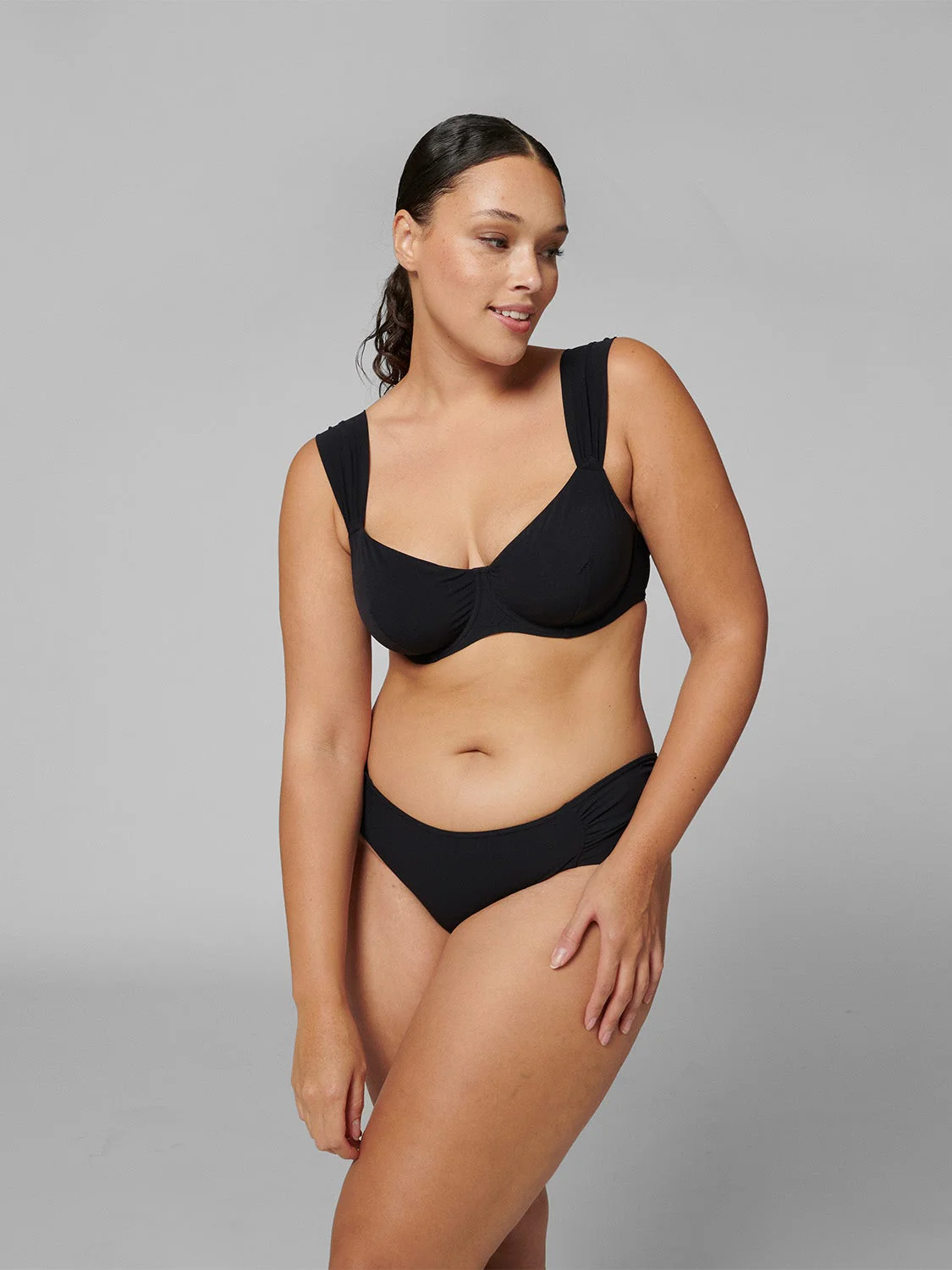 Mantra Bikini - Black - Image 10