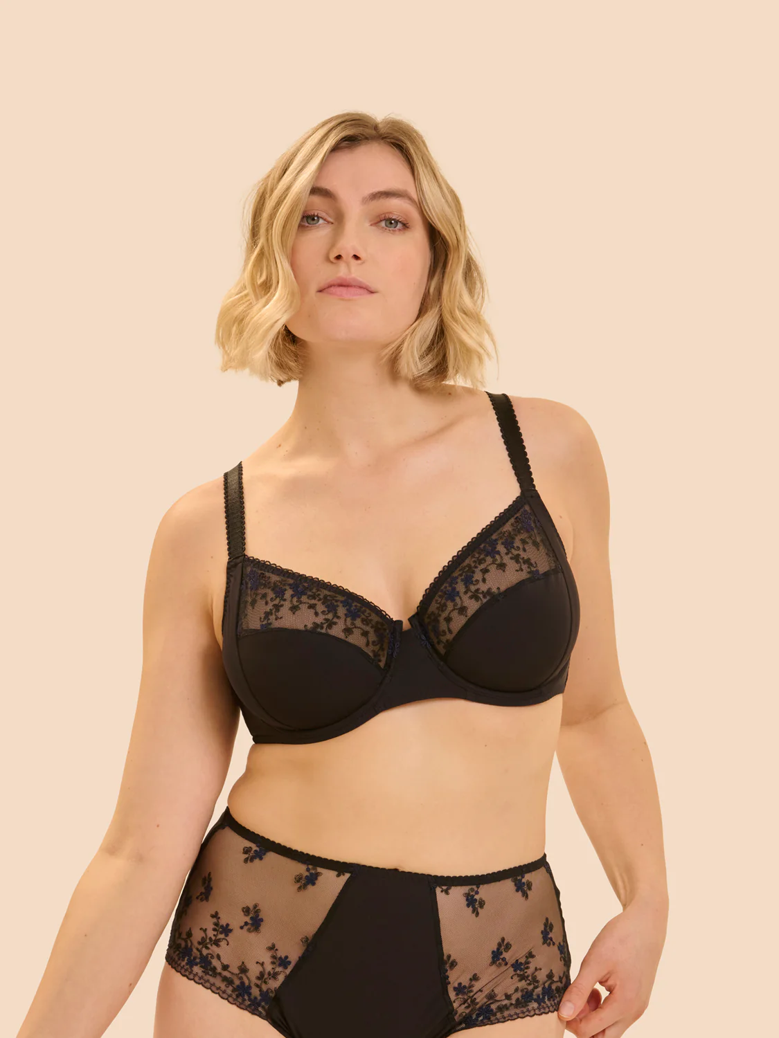 Instant Full Cup - Black