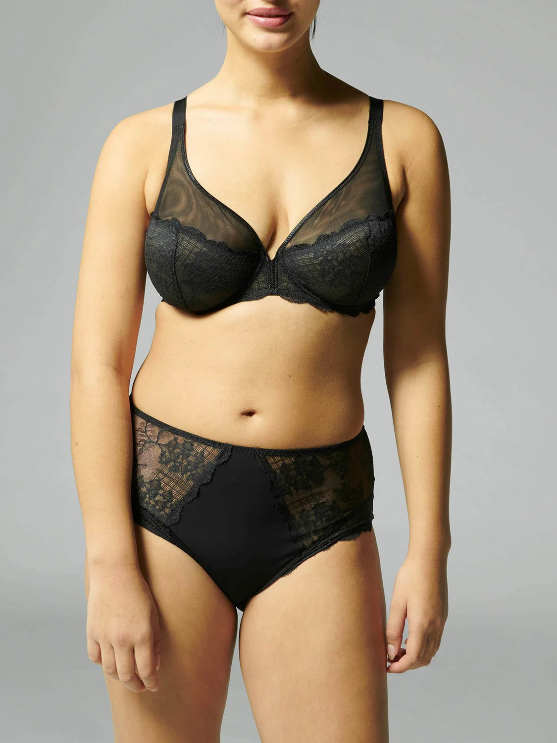Reve Full Coverage Plunge - Black - Image 3