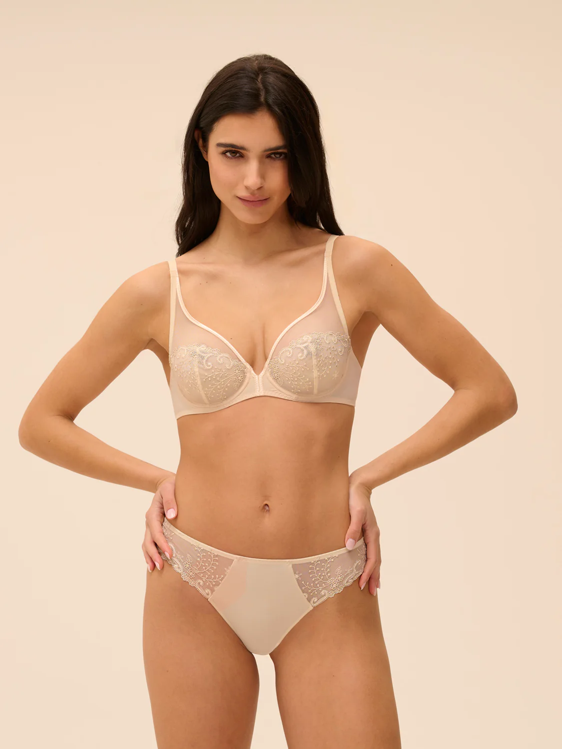 Delice Full Coverage Plunge - Topaz Beige - Image 4