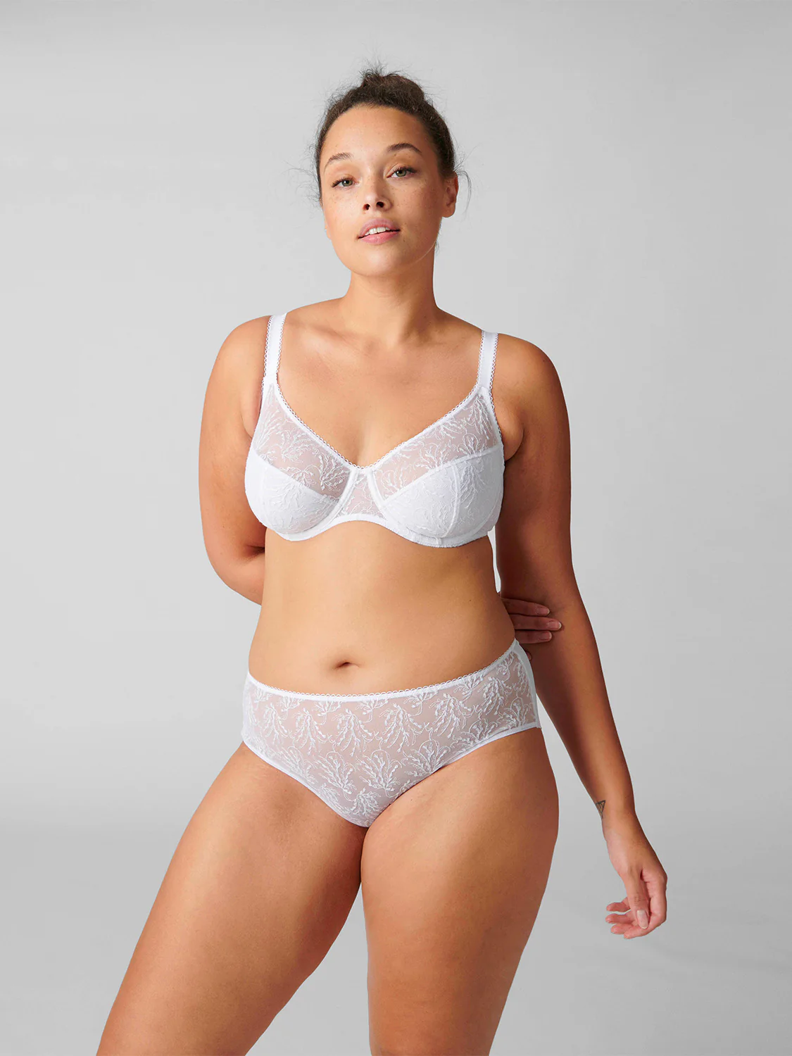 Opaline Full Cup - White - Image 3