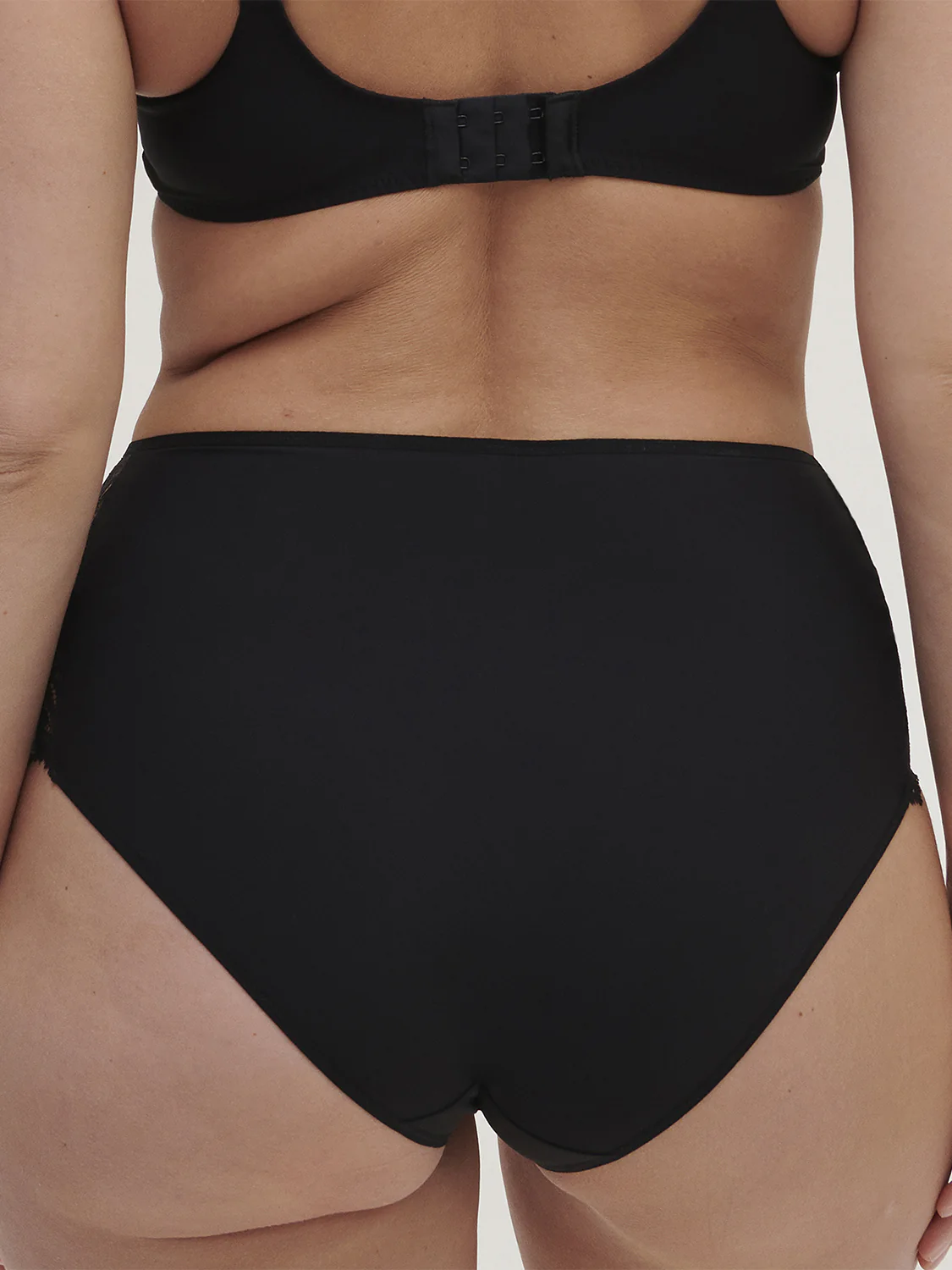 Escale Retro Brief - Black - Image 7
