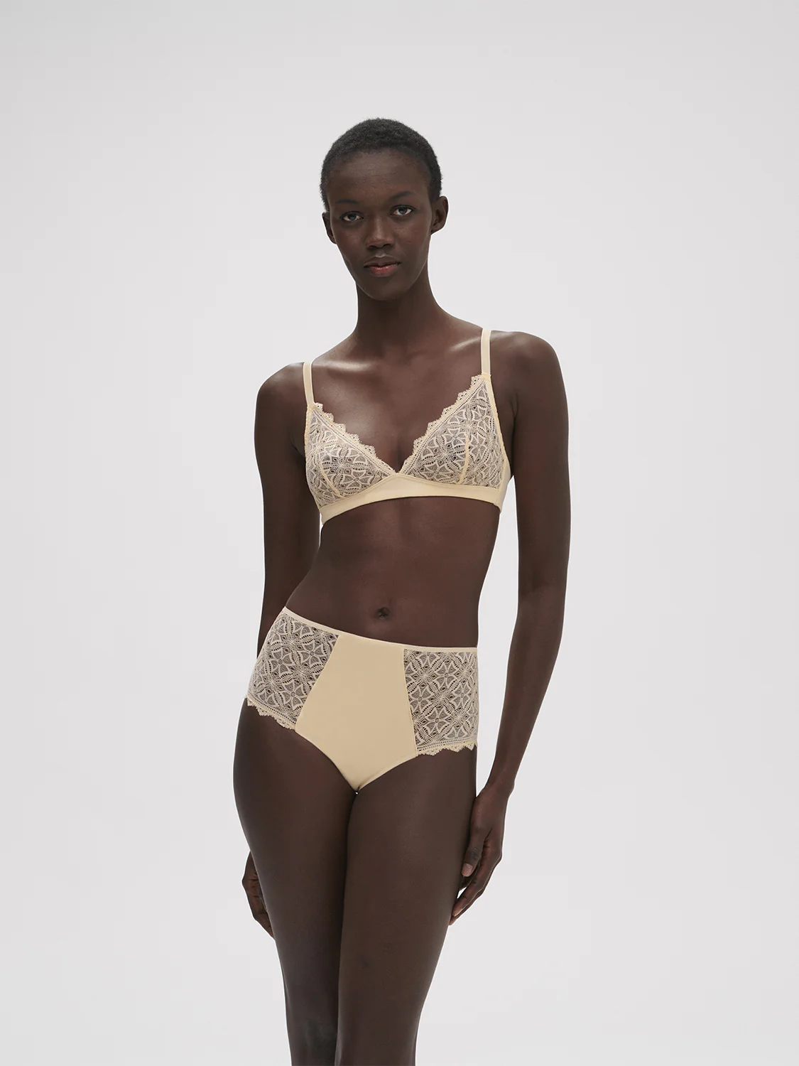 Escale Retro Brief - Vanilla - Image 3