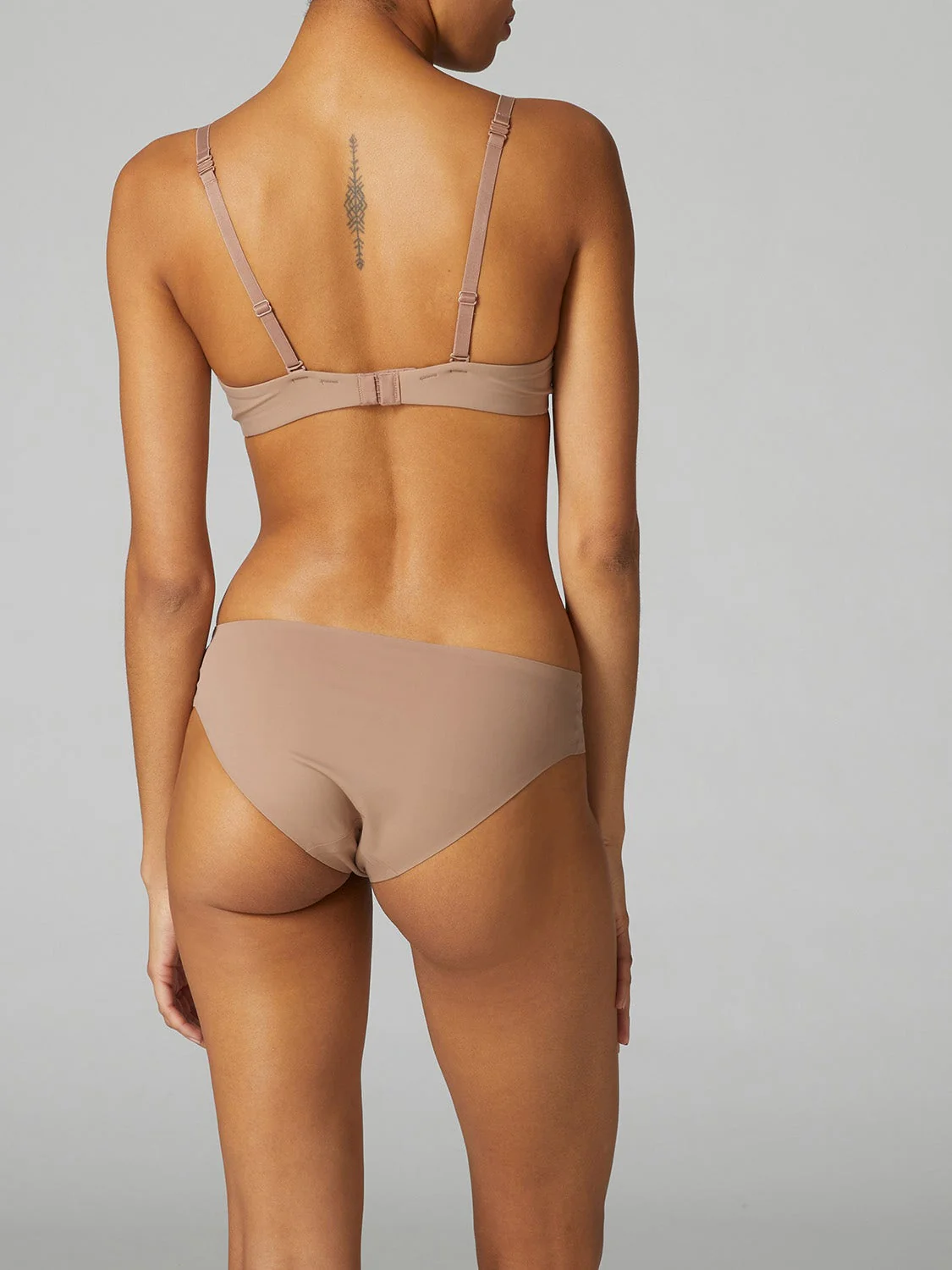 Essentiel Padded Plunge - Amaretto - Image 5