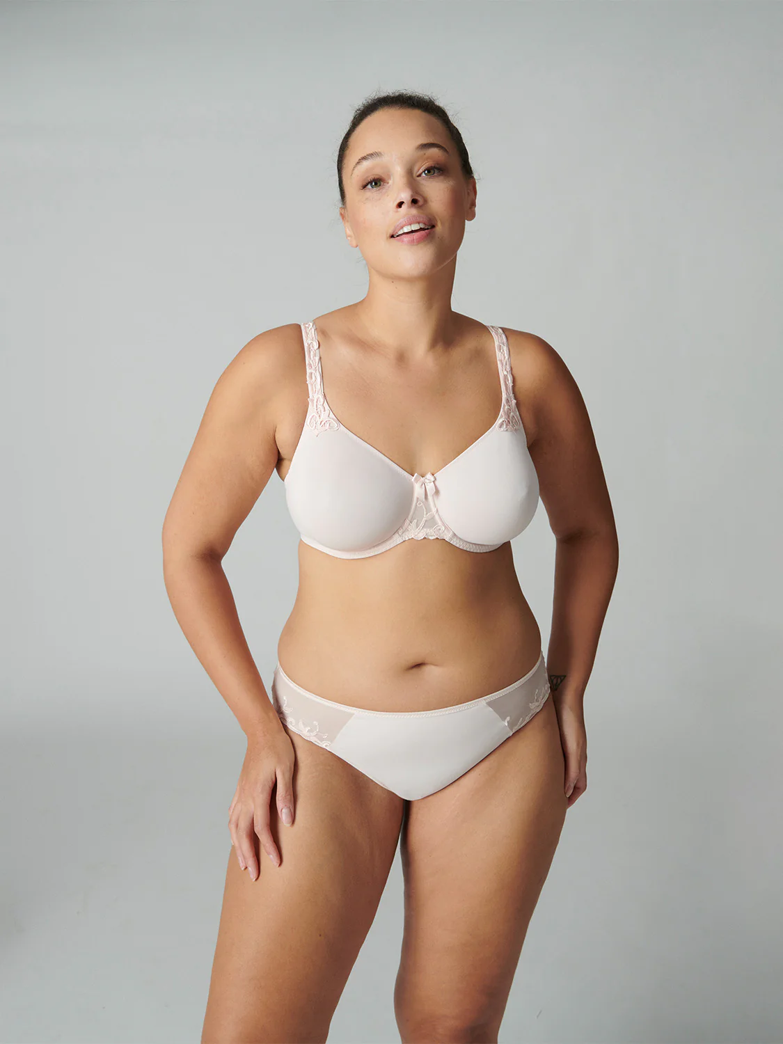Andora Minimizer - Blush - Image 3