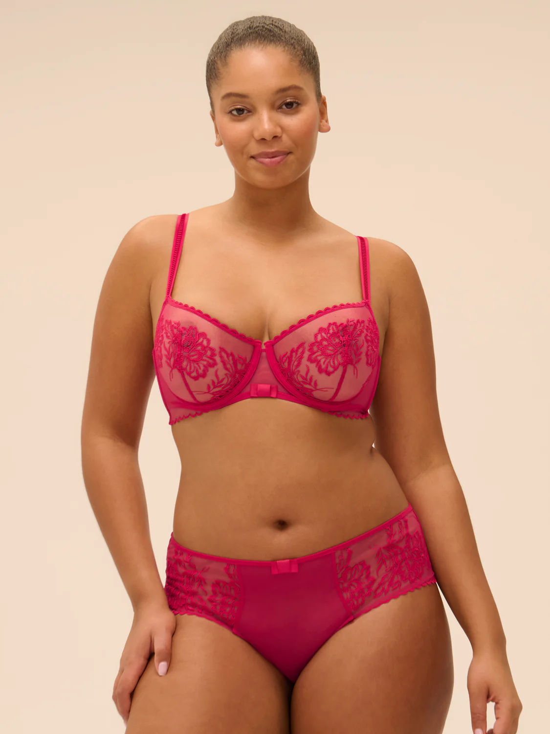 Romance Sheer Demi - Cranberry - Image 12