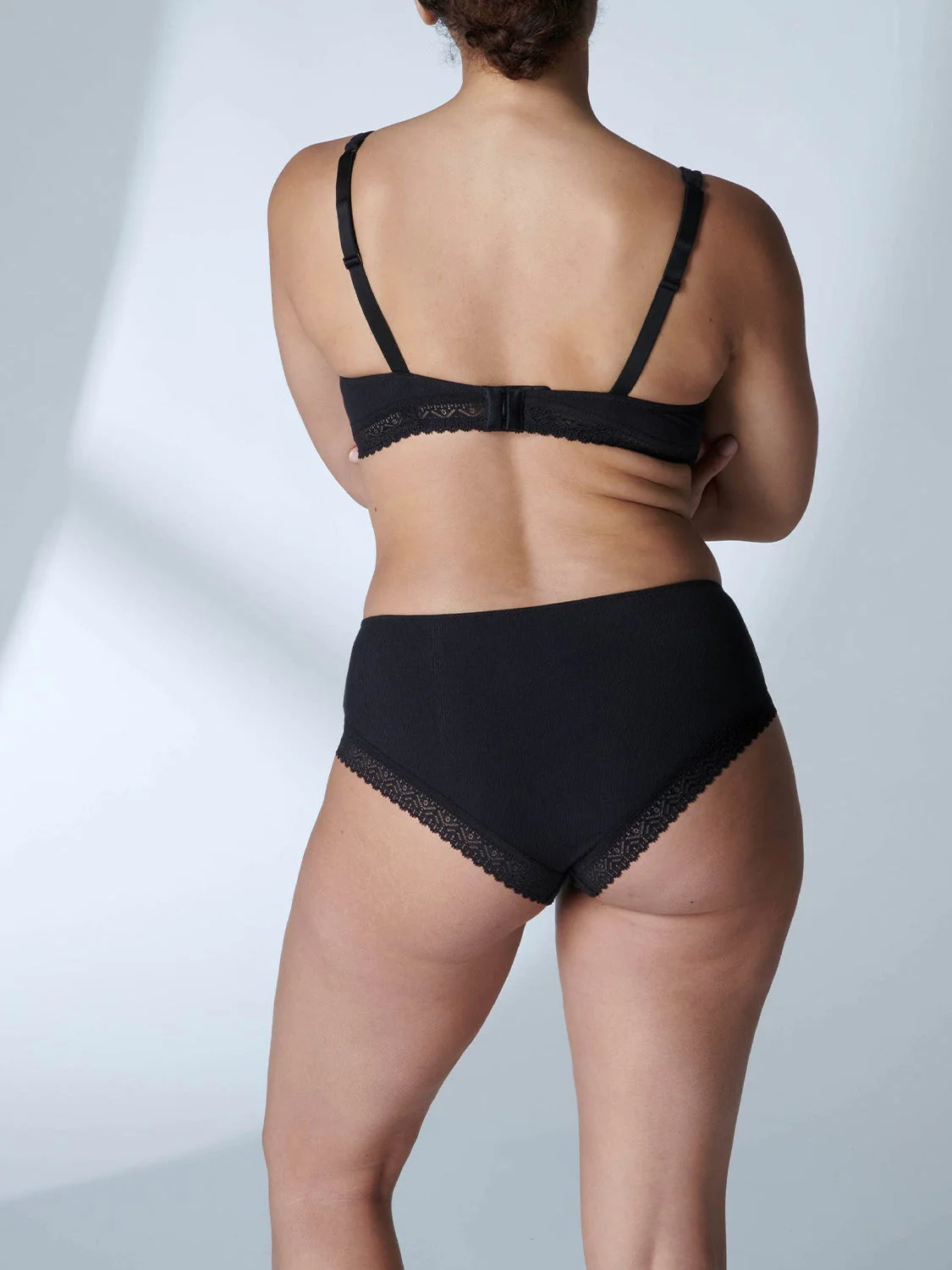 Eugenie Boyshort - Black - Image 4
