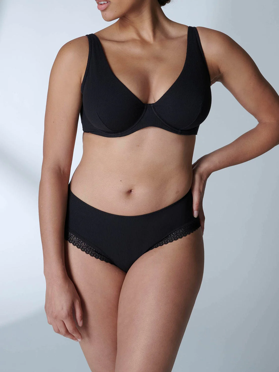 Eugenie Boyshort - Black - Image 5