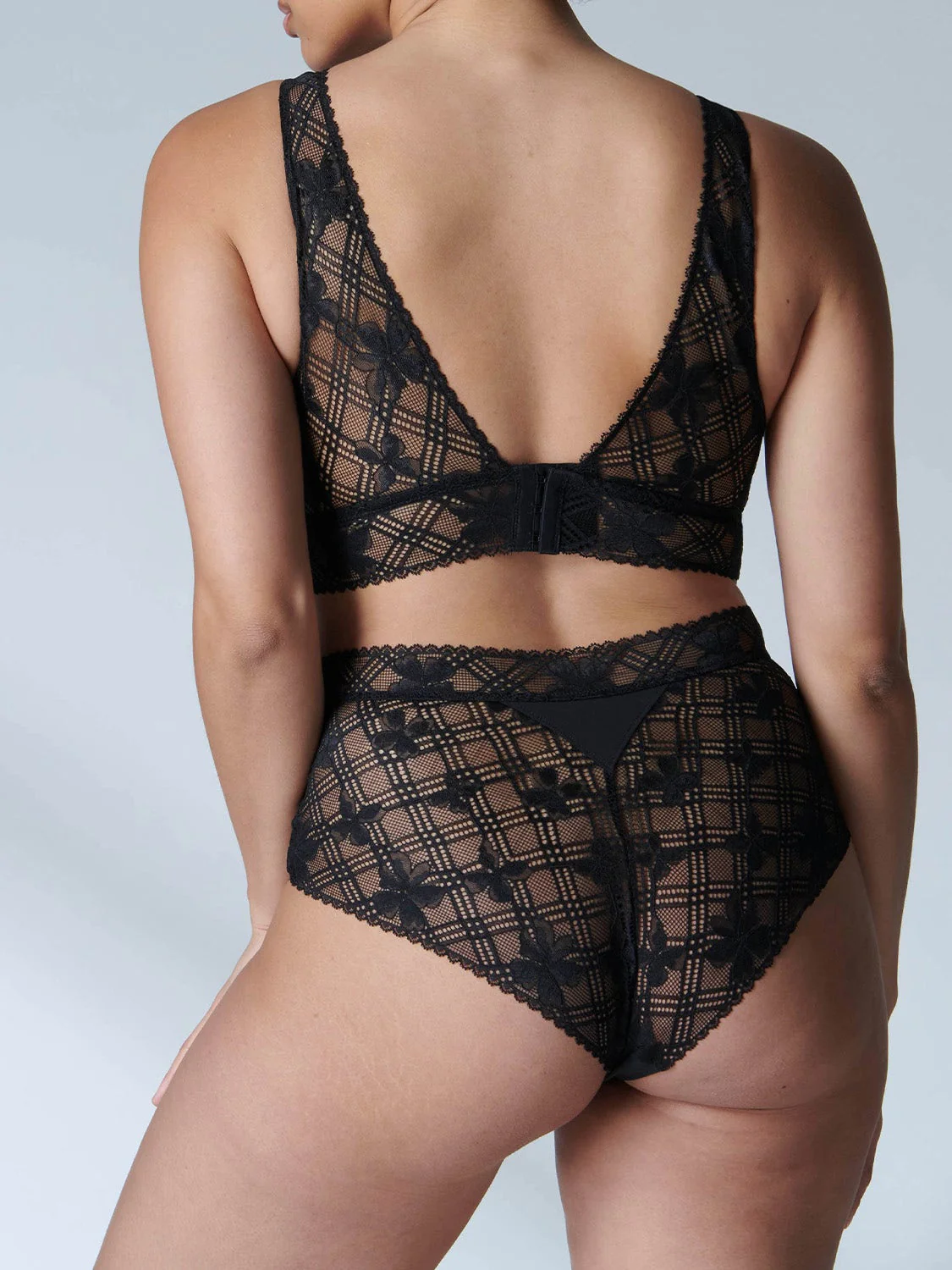 Victoire Bralette - Black - Image 10