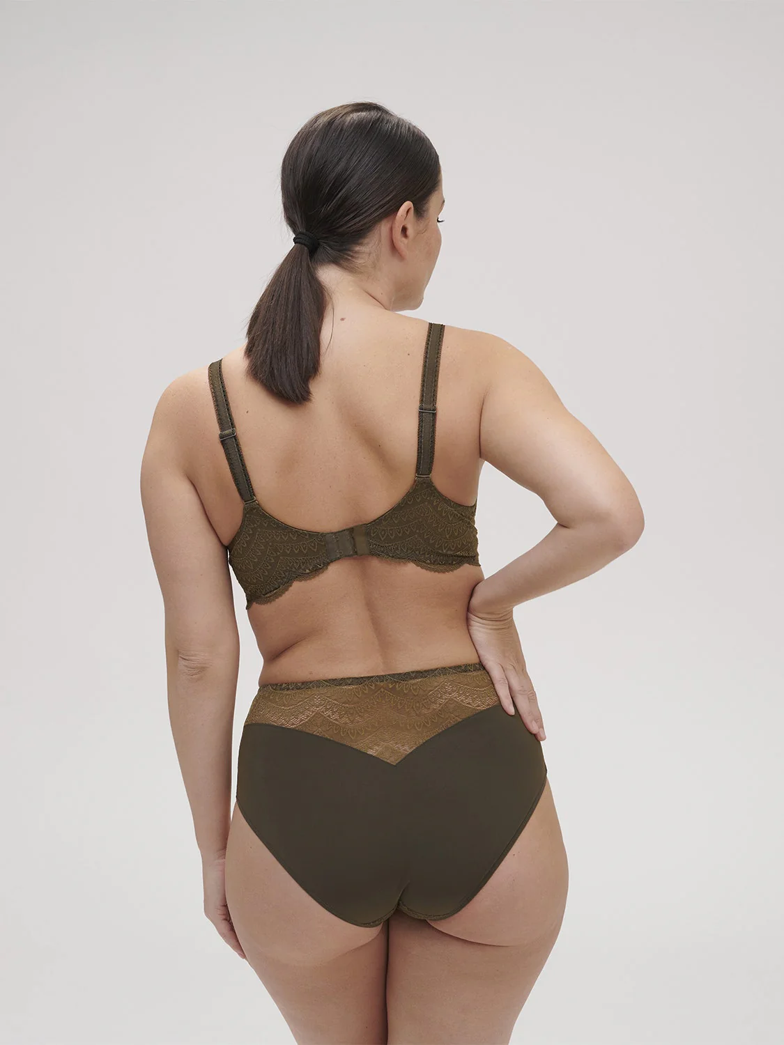 Karma Triangle 3D Demi - Adventure Green - Image 11