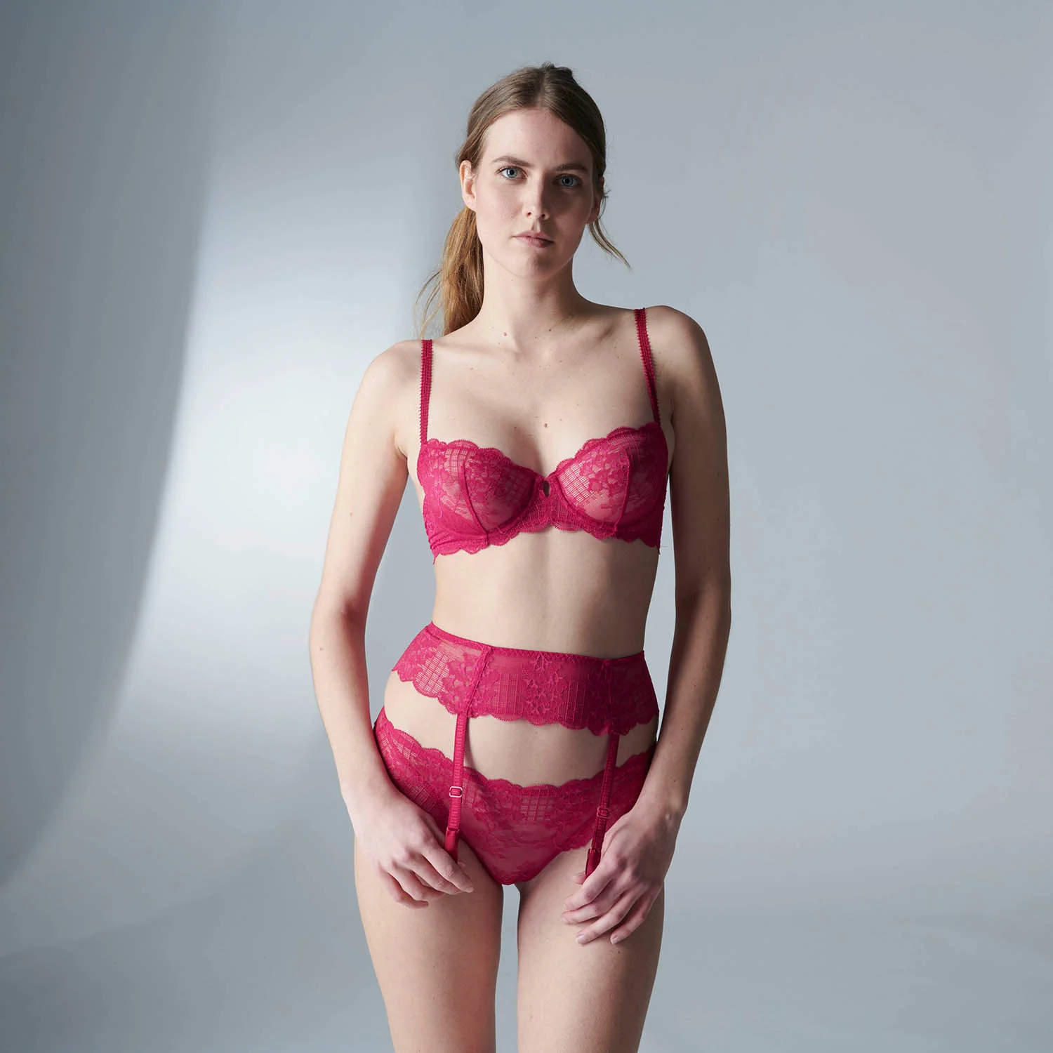 Reve Suspender Belt - Cranberry - Image 3