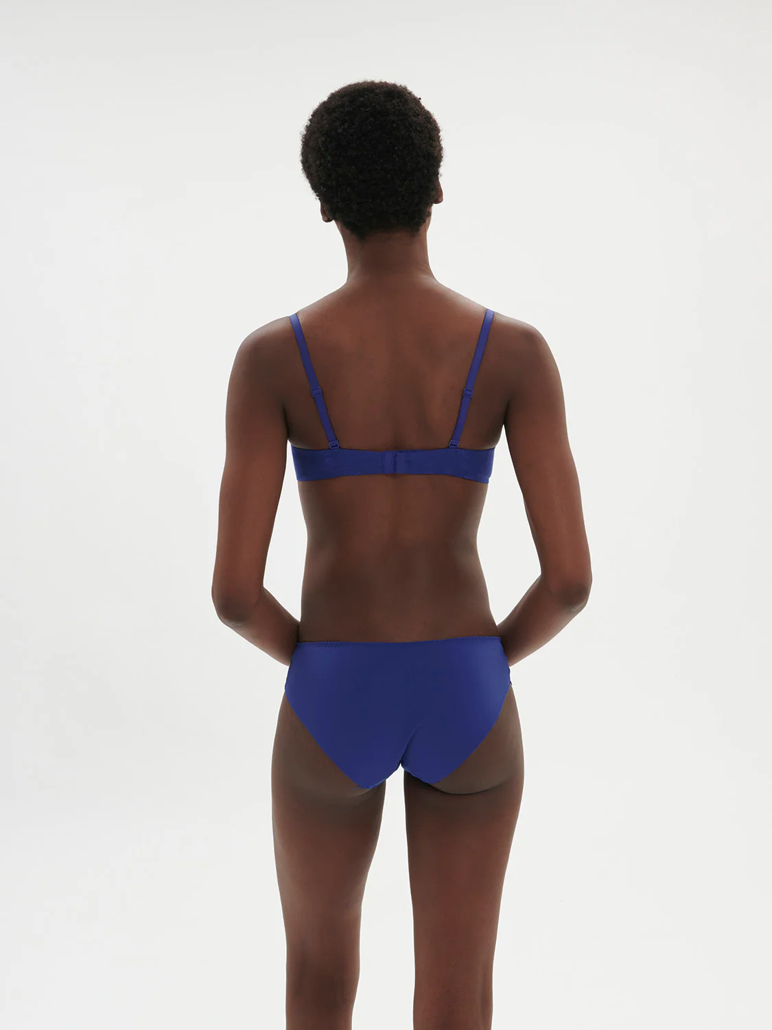 Wish Triangle Contour - Electric Blue - Image 4