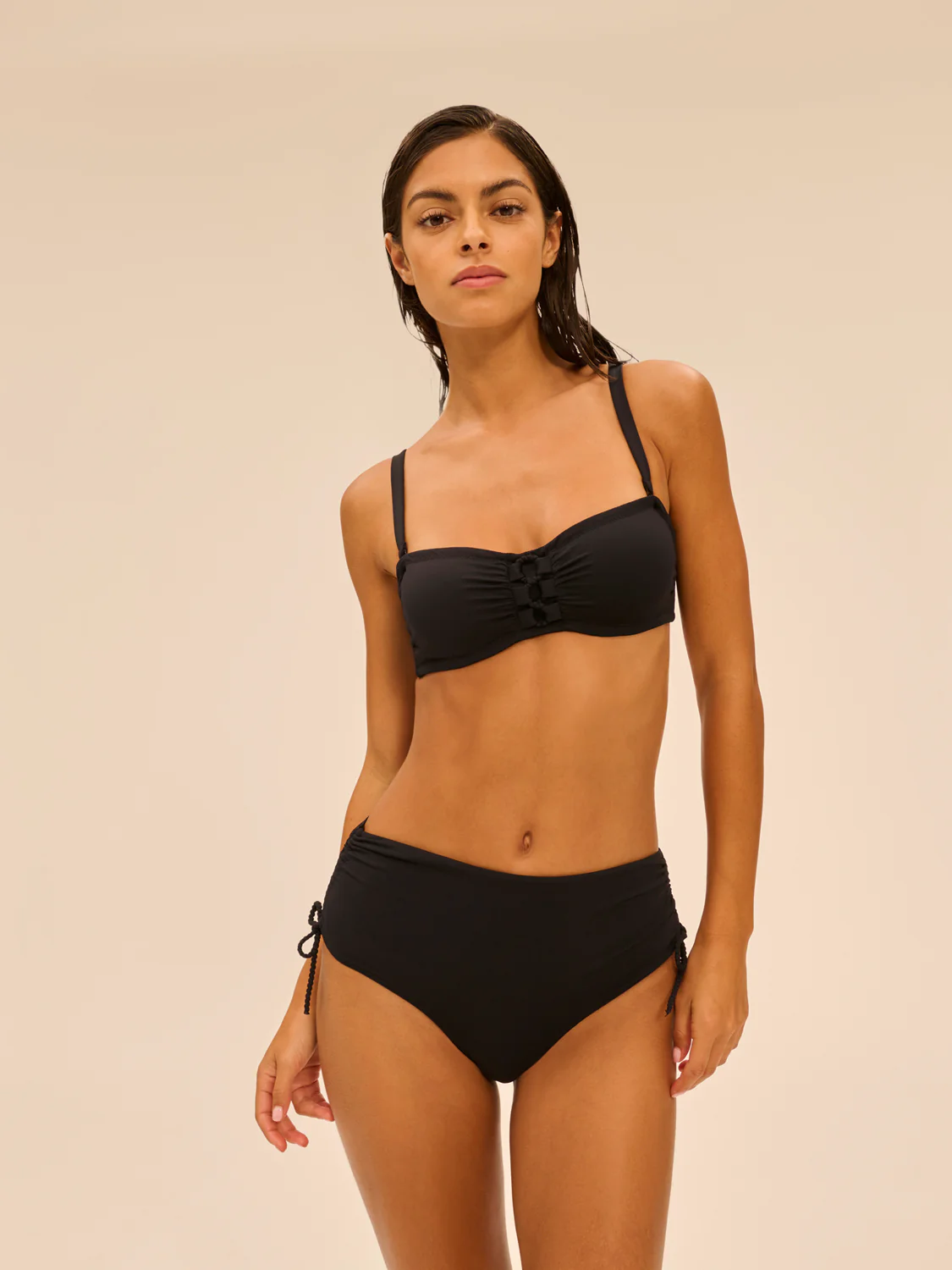 Select Underwire Bandeau - Black - Image 3