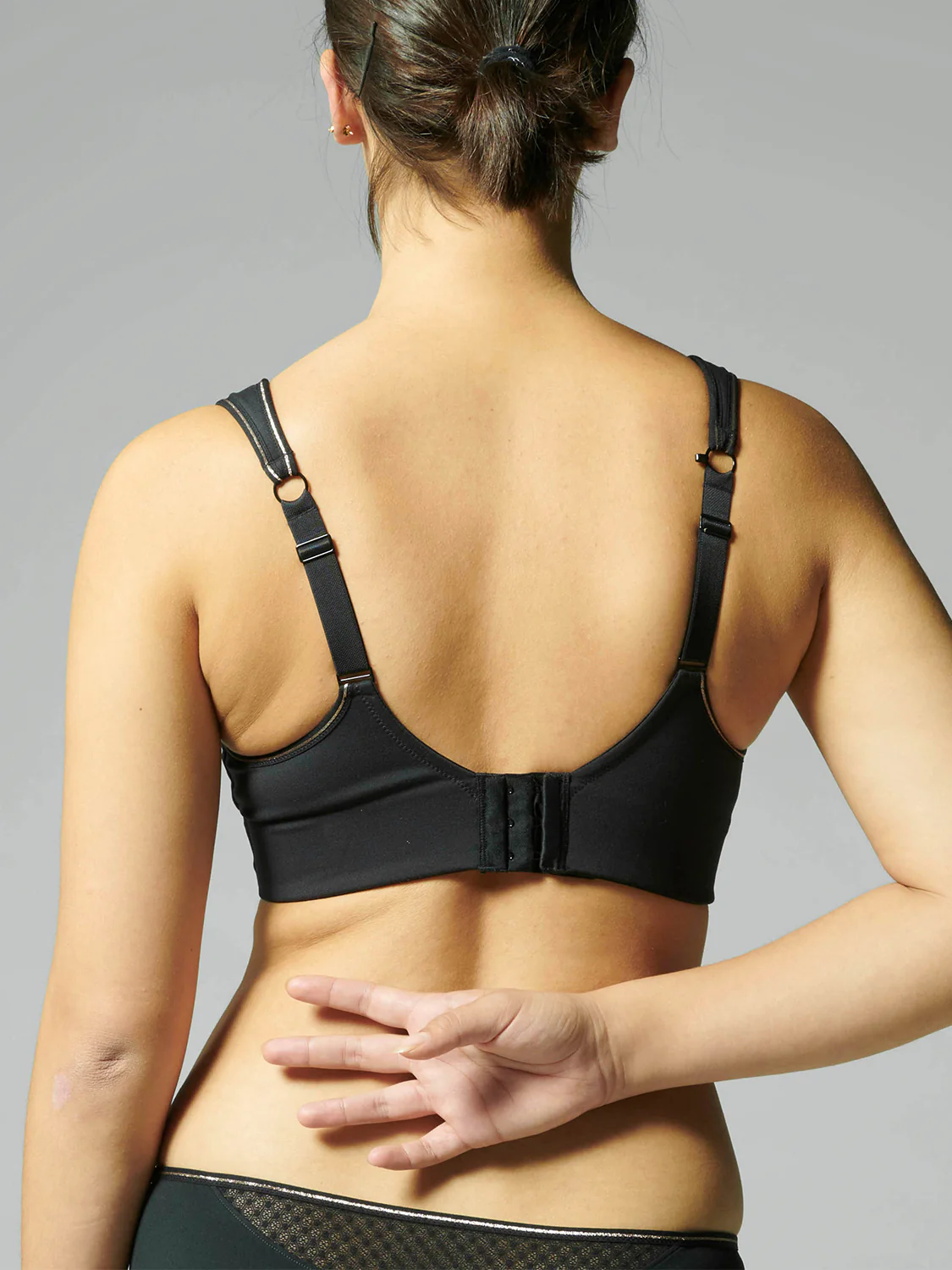 Harmony High Impact Sports Bra w/ Underwire - Black - Image 2