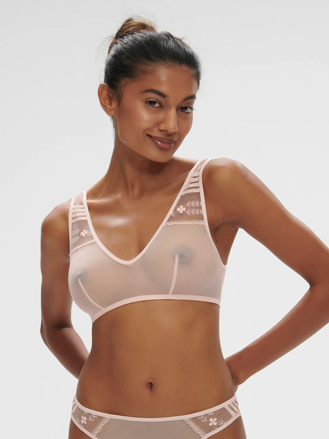 Marthe Bralette - Petal Powder