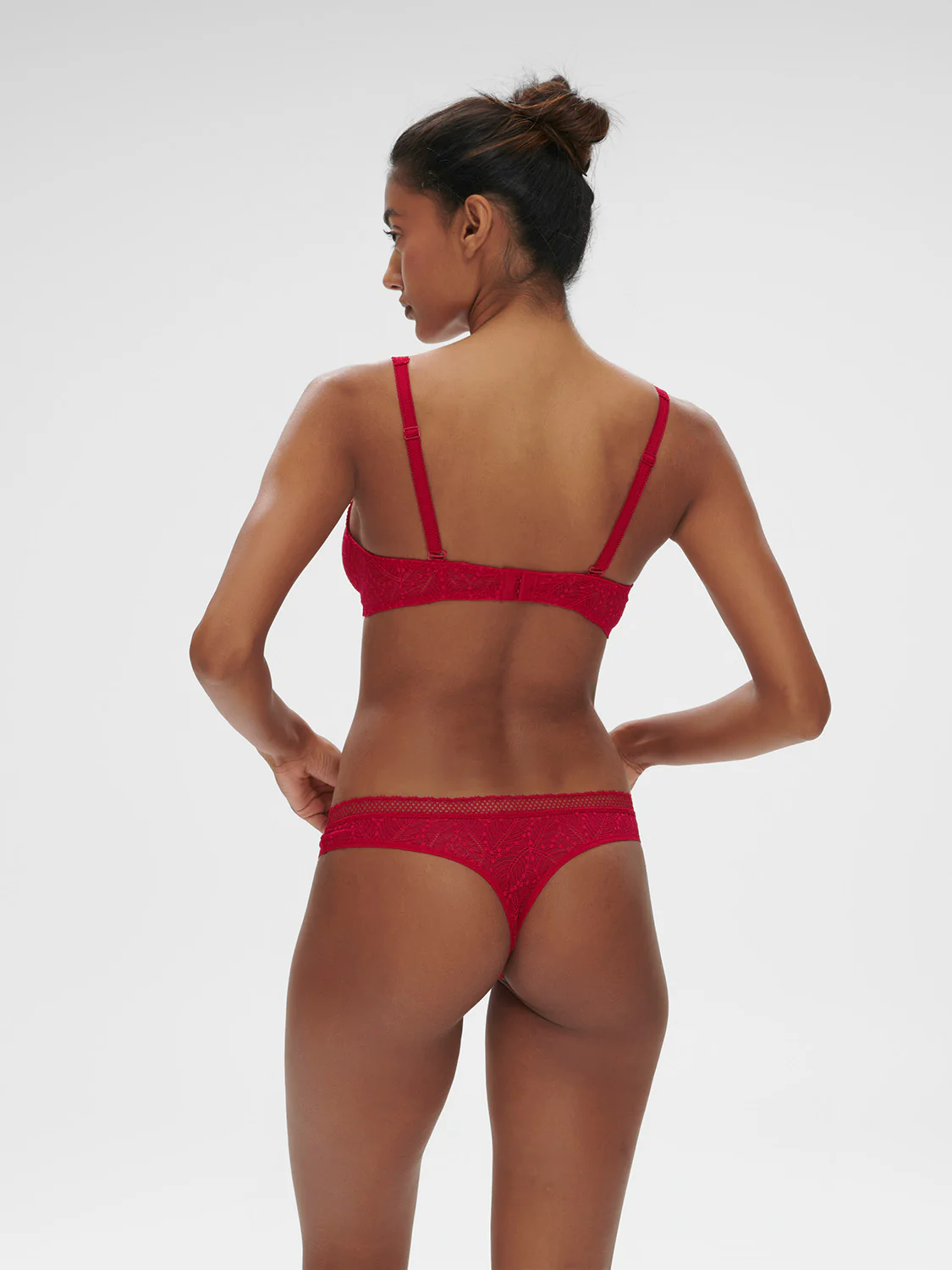 Comete Wireless Triangle - Ruby - Image 4